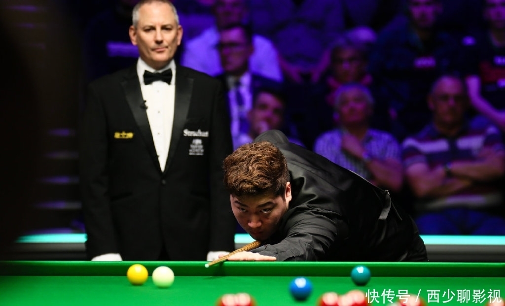 于她在第三 于她在第三