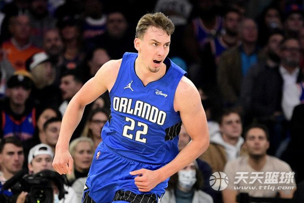 赫之间的紧 赫之间的紧