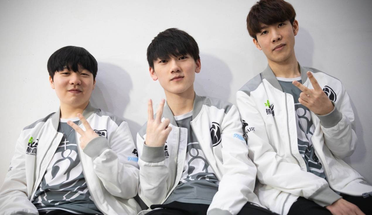 增长和比赛 增长和比赛