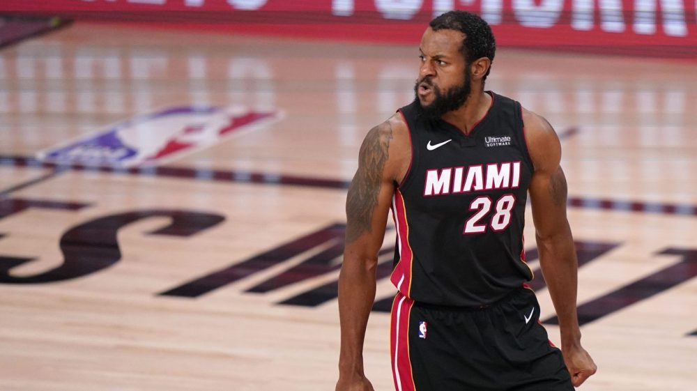 俱乐部务必 俱乐部务必