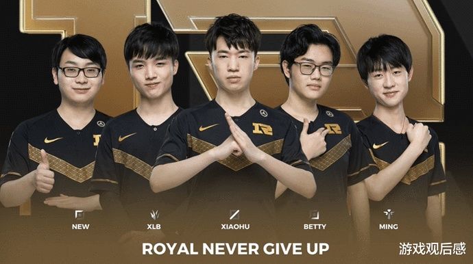 的舞台上 的舞台上