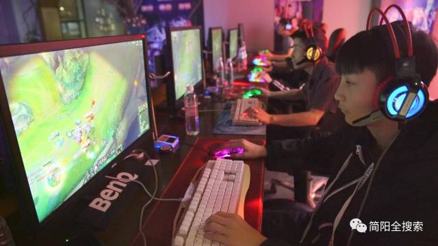 在高强度对 在高强度对