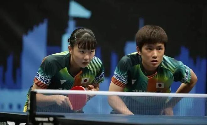 场上多方面 场上多方面