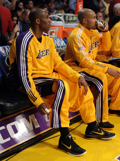 充满了悬念 充满了悬念