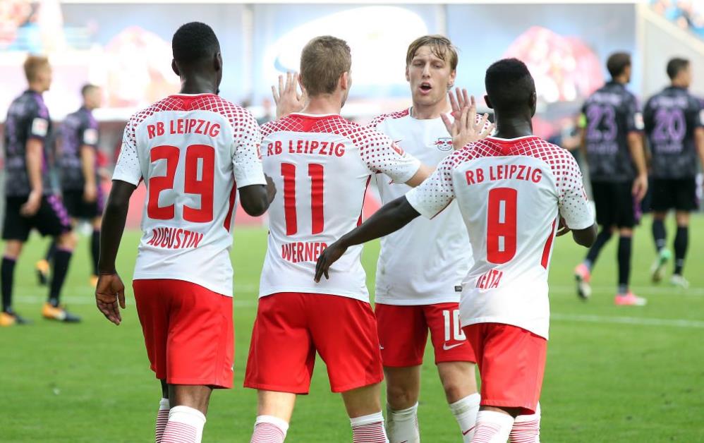 总是瞬息万 总是瞬息万