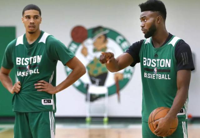 迫使篮网持 迫使篮网持